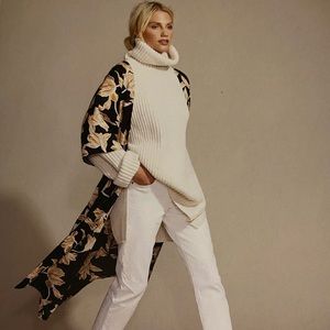 NWT Madison Du Soir Floral Robe